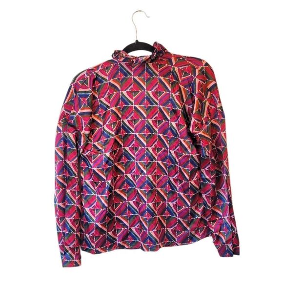Never A Wallflower Women's Pink Geometric Ruffle Neck Blouse Size S NWT - Picture 2 of 7